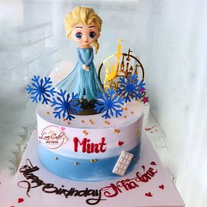 Bánh sinh nhật công chúa elsa