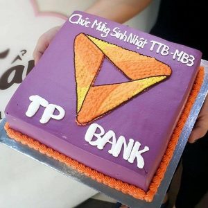 Bánh kem logo tpbank