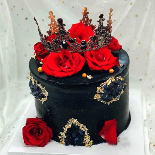 Bánh sinh nhật vương miện hoa hồng