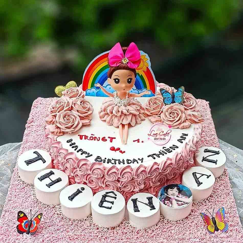 Bánh sinh nhật công chúa cho bé gái