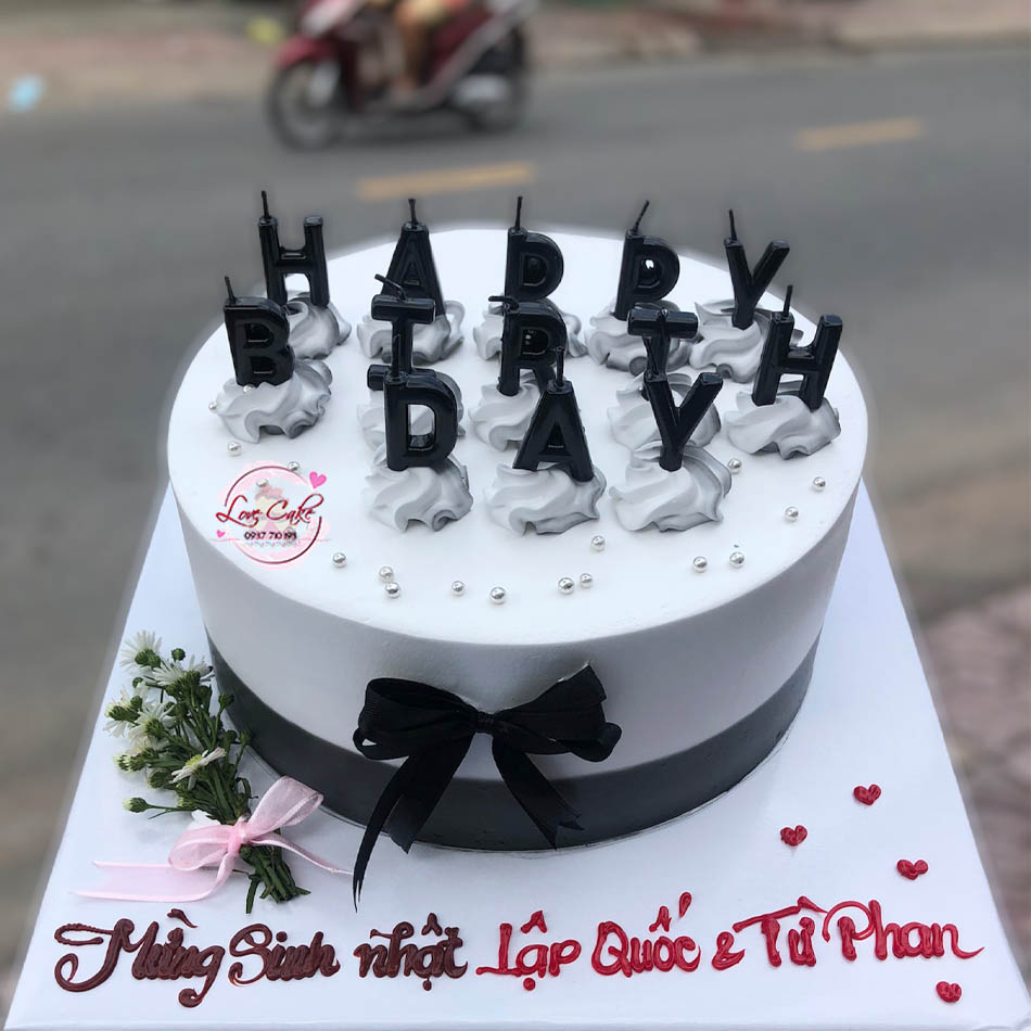 Mẫu bánh sinh nhật đẹp năm 2019 cho bạn bè trong tiệc sinh nhật
