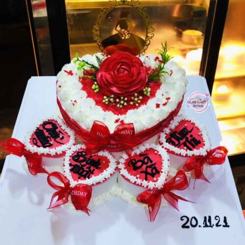 Bánh sinh nhật tặng vơ