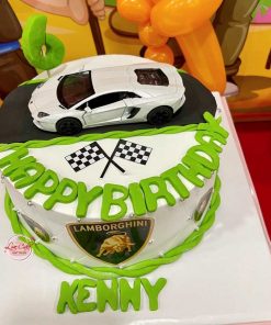 Bánh sinh nhật siêu xe