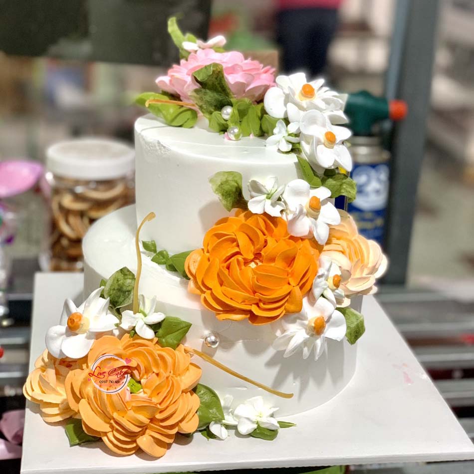 Mẫu bánh cưới 2 tầng hoa hồng tươi pastel  Tiệm bánh MiaCake Đà Nẵng