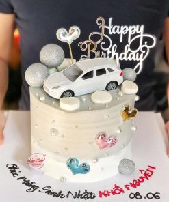 Bánh sinh nhật xe ô tô cho bé trai