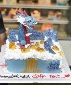 Bánh sinh nhật con rồng