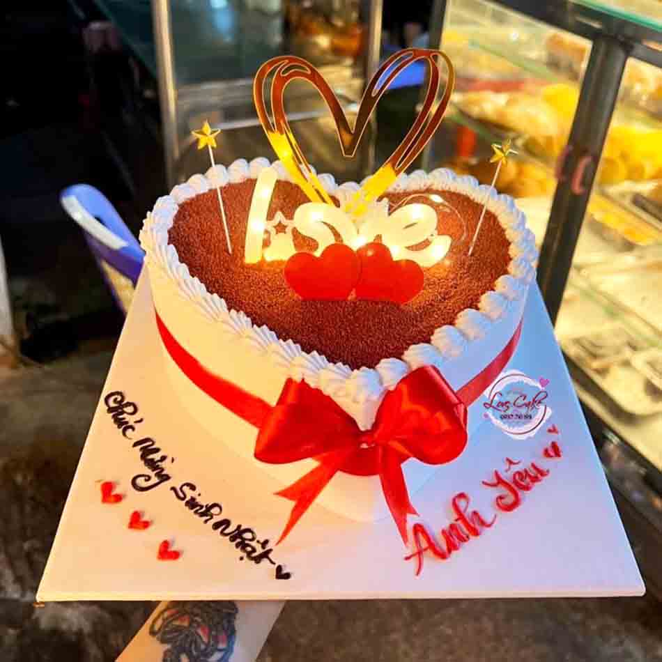 Bánh sinh nhật hình trái tim tặng người yêu - Thu Hường bakery