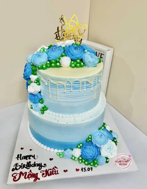 Bánh sinh nhật 2 tầng màu xanh dương