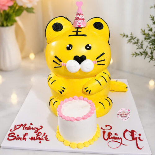 Bánh kem con hổ 3D cho bé gái màu vàng dễ thương với tạo hình ngộ nghĩnh và đáng yêu